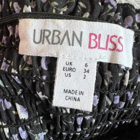 Black Smocked Puff Sleeve Top, Cottagecore Boho Witchy Gothic Victorian Small - Picture 3 of 5